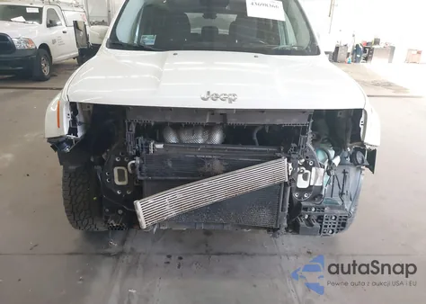 2016 Jeep Renegade Latitude из США, поврежденный, VIN ZACCJBBT8GPC85421